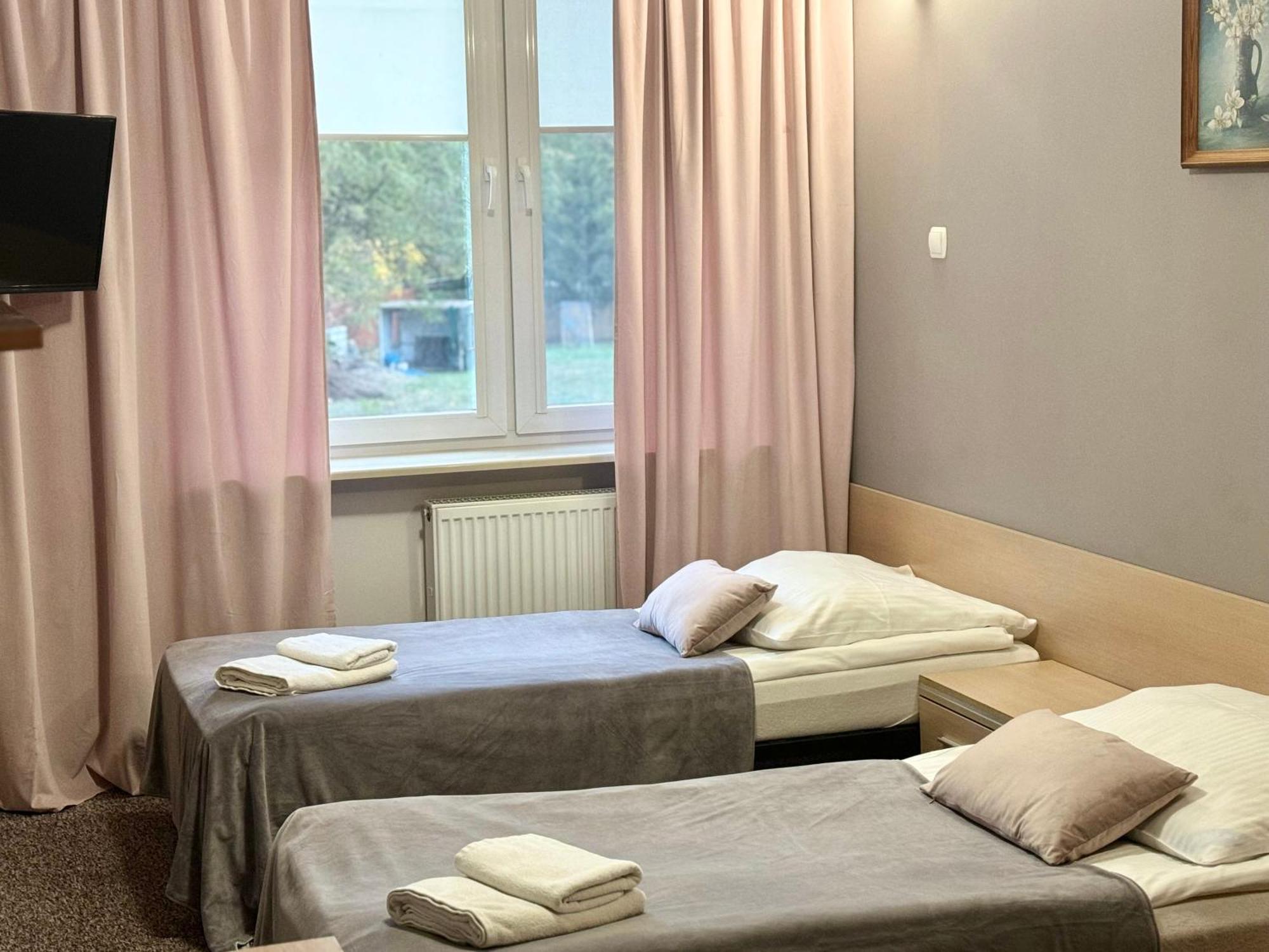 Sosnowe Zacisze 호텔 Kleosin 외부 사진